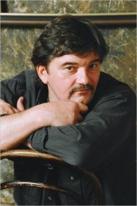 писатель Андрей Константинов 